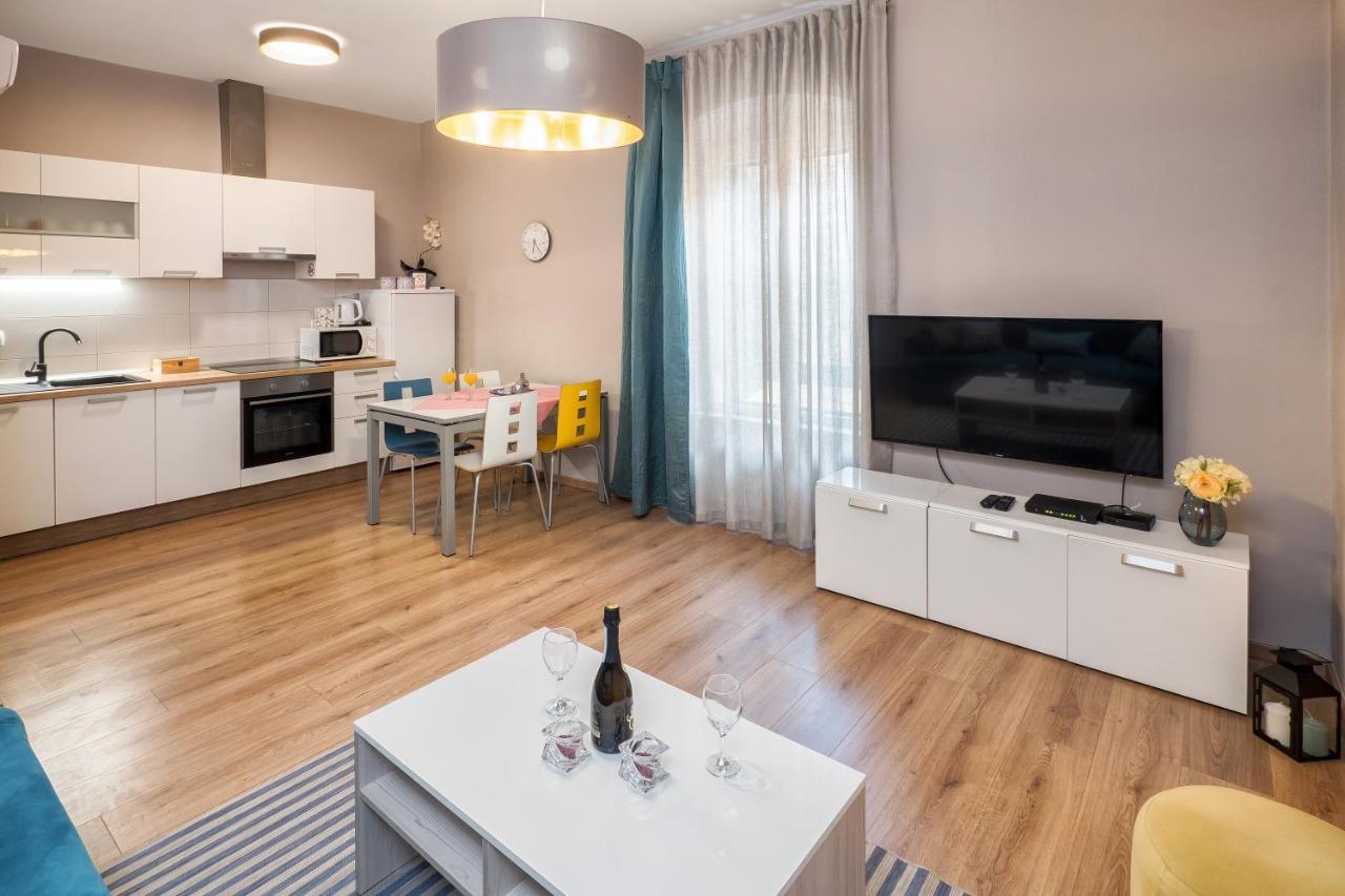 Apartment Queen Teuta In The Heart Of Split Historical Heritage Bagian luar foto