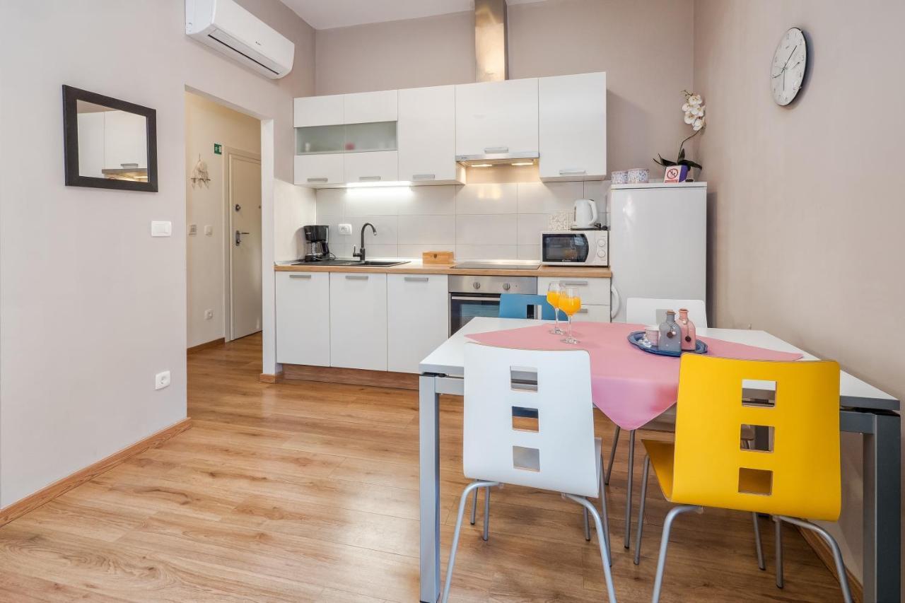 Apartment Queen Teuta In The Heart Of Split Historical Heritage Bagian luar foto
